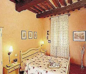 Borgo Tre Rose Otel Valiano 3*,  İtalya